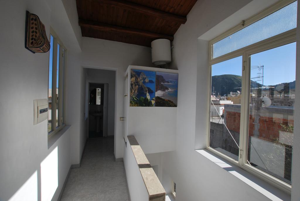 Vulcanoconsult Appartamenti Spiaggia Липари Екстериор снимка